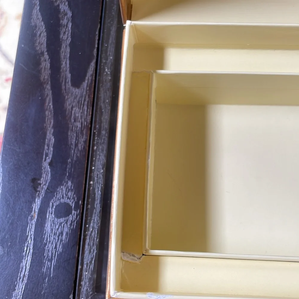 Cristal Empty Champagne Box - Gold
